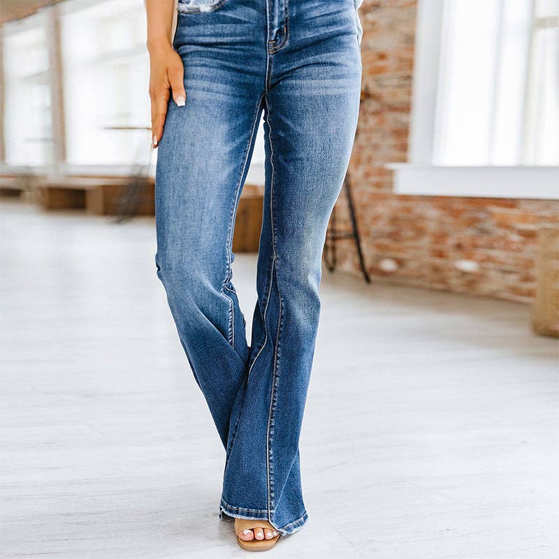 Casual wash-paneled high-waisted jeans