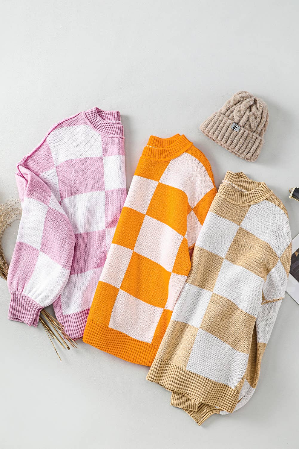 Checkered Round Neck Long Sleeve Sweater (S-XL)