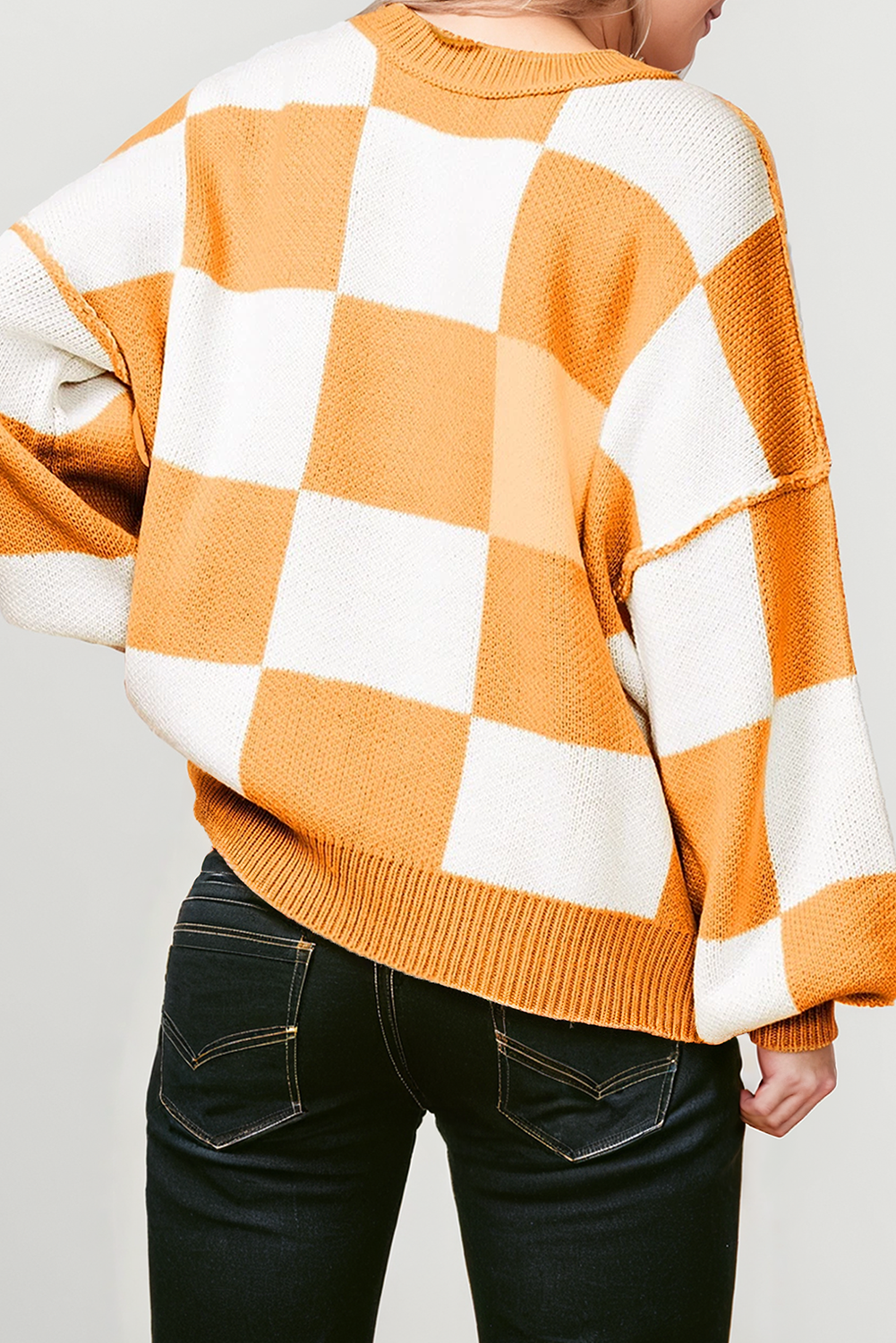 Checkered Round Neck Long Sleeve Sweater (S-XL)