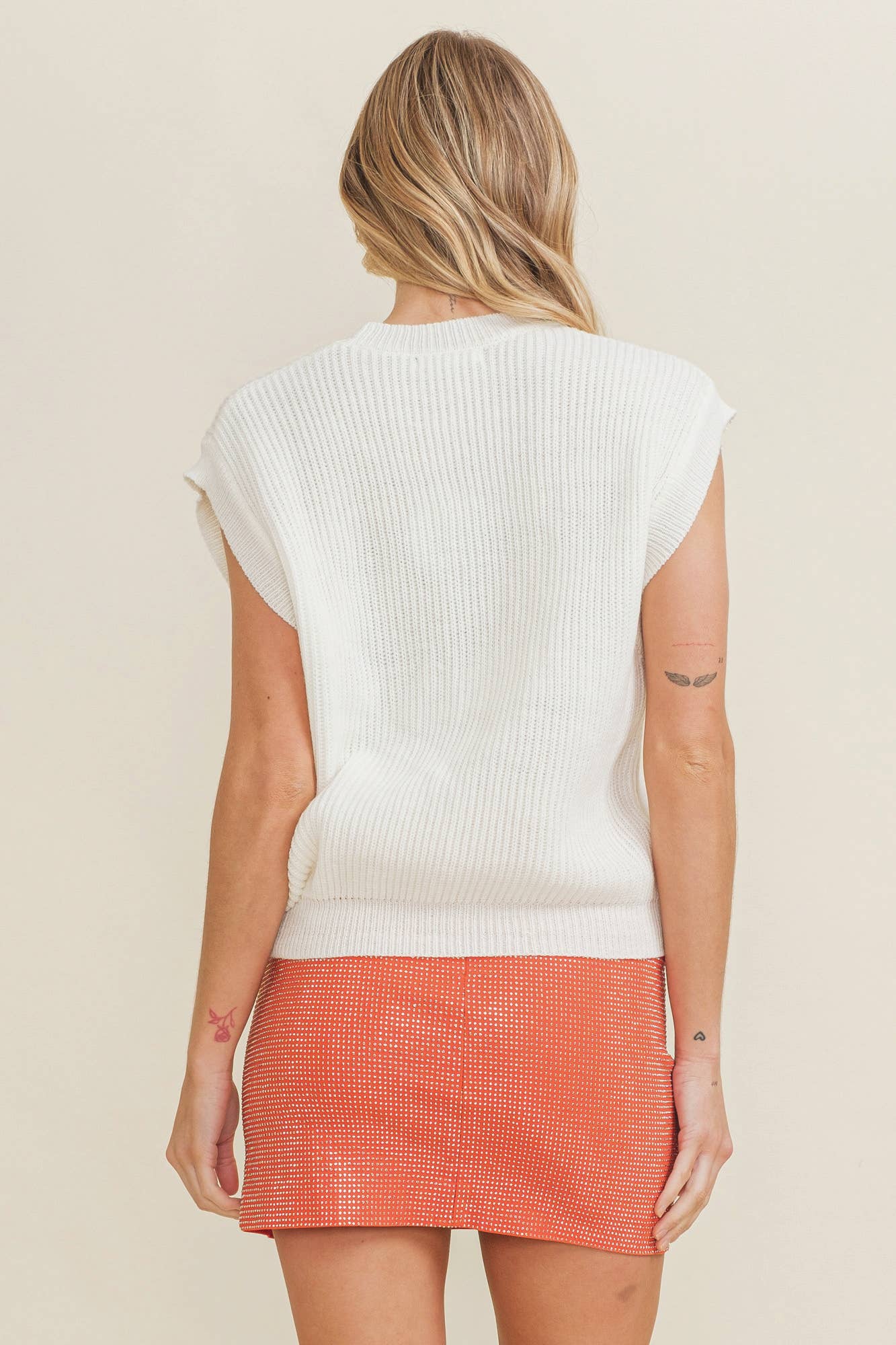 CSW10210Y - 'TENN" EMBROIDERED SLEEVELESS SWEATER TOP